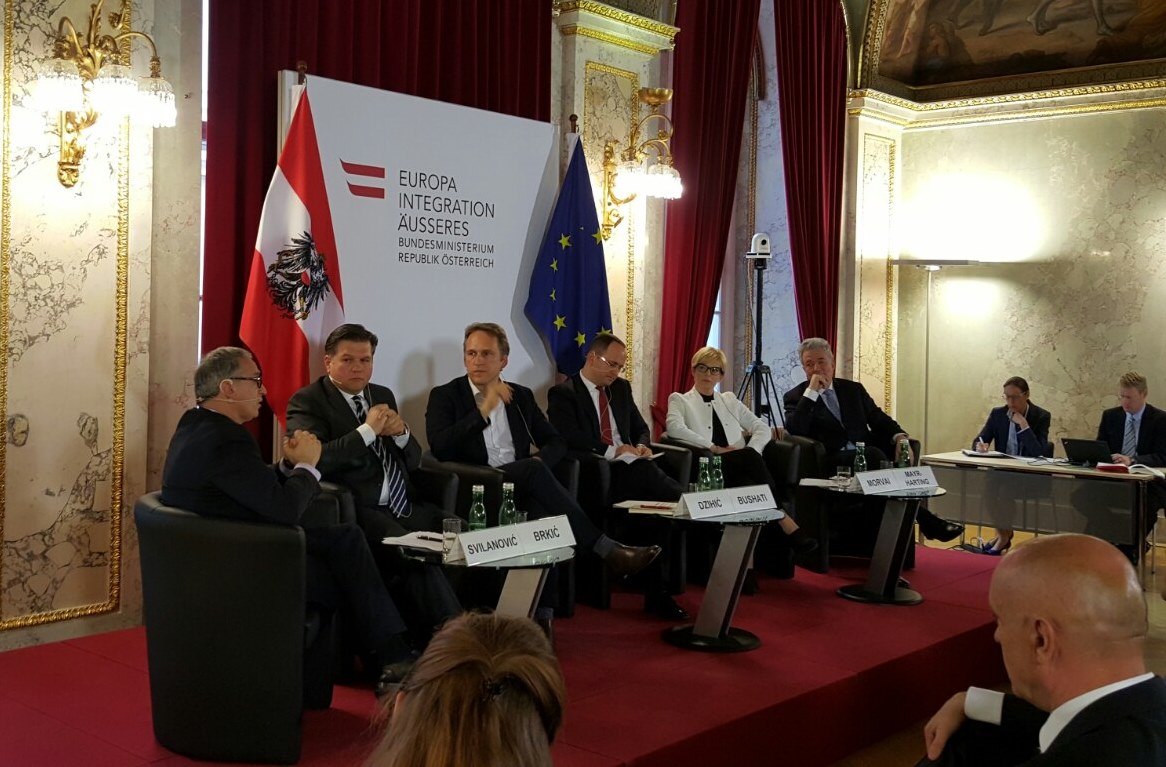RCC Secretary General Goran Svilanovic at the Conference “Energizing the Enlargement Process by Solving Bilateral Disputes” in Vienna, 25-26 April 2016 (Photo: RCC/Nenad Sebek)