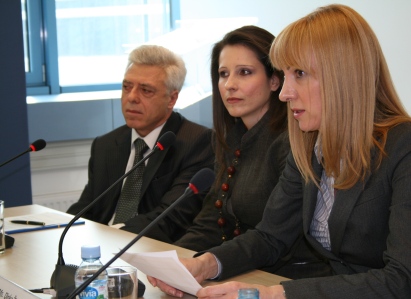 RCC Spokesperson, Dinka Živalj (right), INA Academy Director, Despina Anastasiadou (centre), and Counsellor for Economic and Commercial Affairs at the Greek Embassy in BiH, Georgios Mergimis, at the workshop on eGovernment, RCC Secretariat, Sarajevo, BiH, 2 April 2009. (Photo RCC/Selma Ahatovic-Lihic)