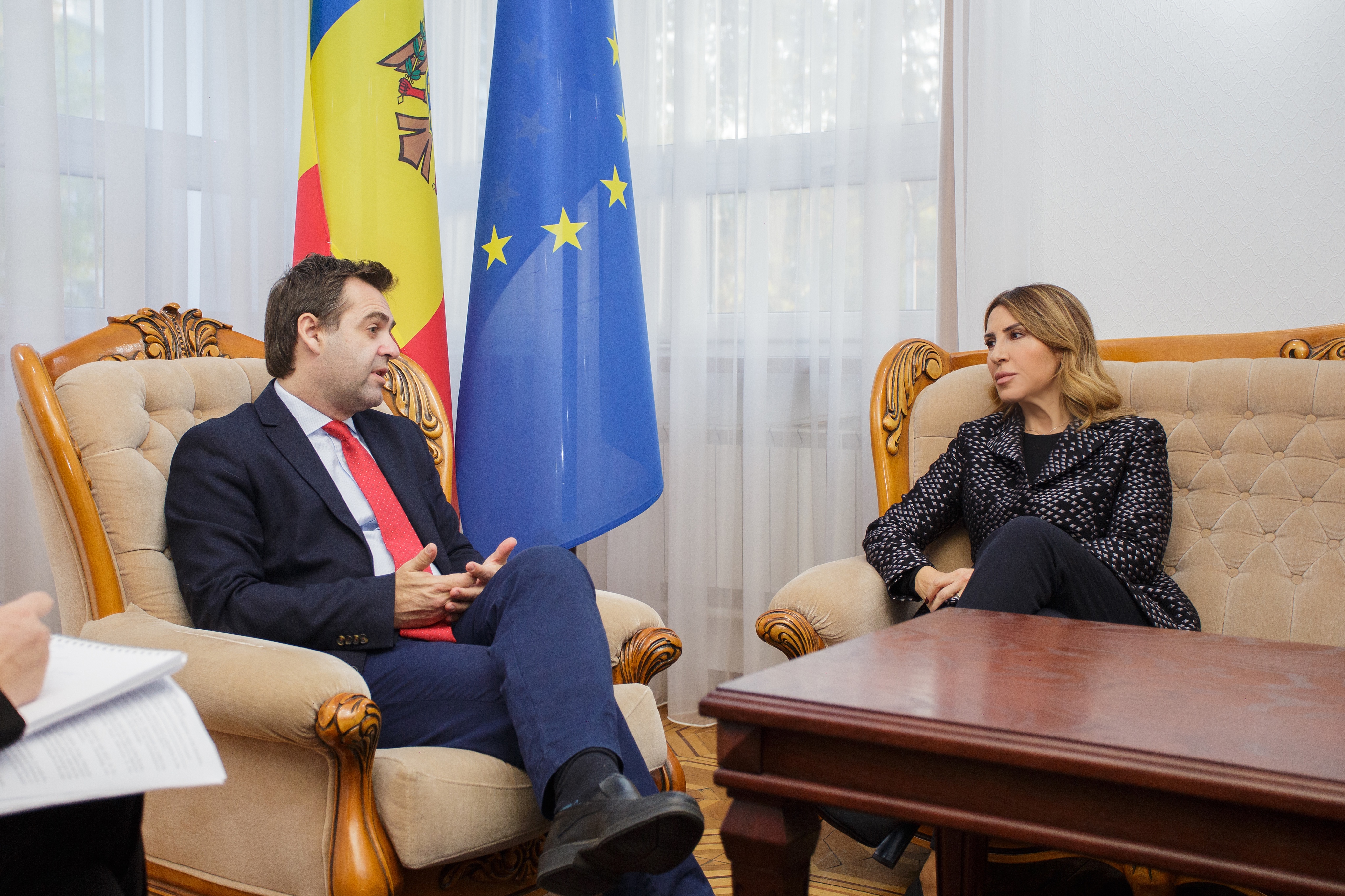 RCC Secretary General Majlinda Bregu met with Deputy Prime-Minister and Minister of Foreign Affairs and European Integration, Nicu Popescu in Chisinau, Moldova on 21 November 2023 (Photo: RCC/Serghei Bobr) 