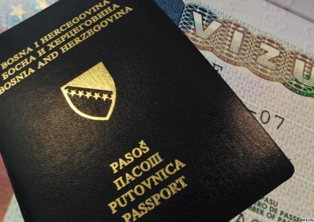 As of recently, nationals of five Western Balkan countries can travel visa-free to the European Union. (Photo: http://www.rferl.org)