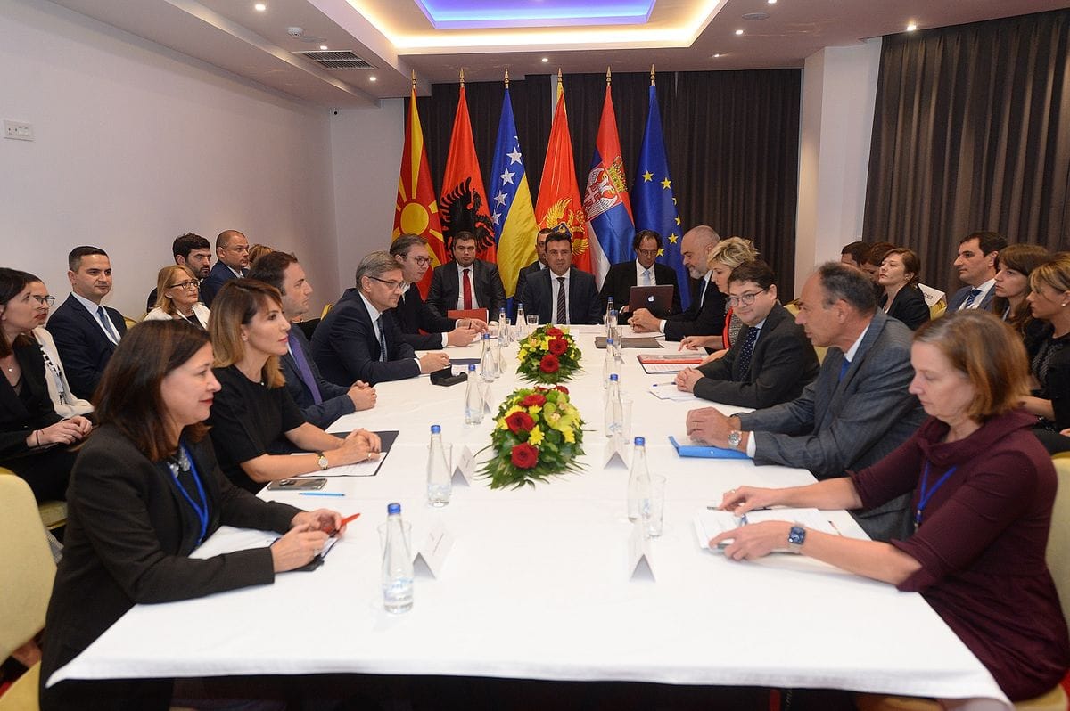 Secretary General of the Regional Cooperation Council (RCC) with participants of WB leaders meeting, in Ohrid on 10 November 2019 (Photo: https://www.predsednik.rs)