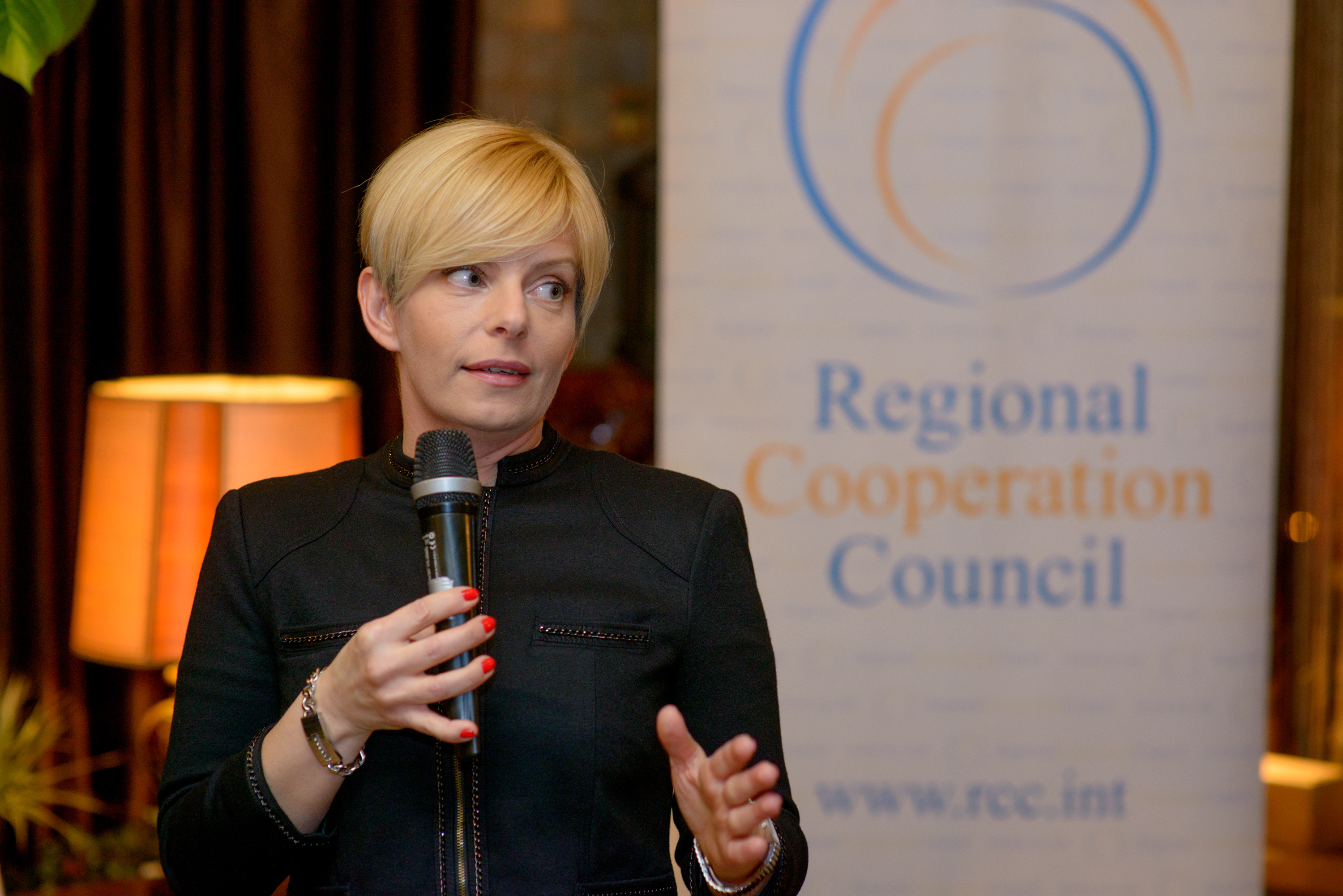 On behalf of the European Fund For the Balkans, Hedvig Morvai, the organization's Executive Director, receives RCC's award Champion of Regional Cooperation for 2015, in Sarajevo on 25 February 2016. (Photo RCC/Amer Kapetanovic)