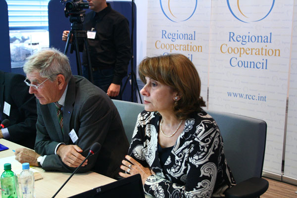 Deputy RCC Secretary General, Jelica Minic (right), and Knut Dreyer, Senior Police Adviser to the OSCE Secretary General, open the workshop on democratic policing in South East Europe, Sarajevo, BiH, 30 September 2010. (Photo RCC /Selma Ahatovic-Lihic)