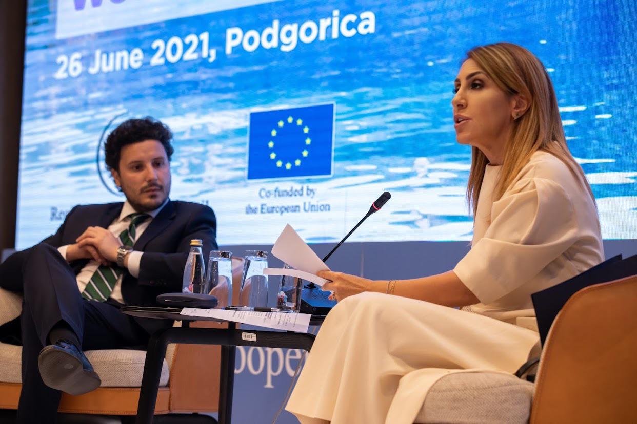 Majlinda Bregu, Secretary General of the RCC with Dritan Abazovic, Deputy Prime Minister of Montenegro at the meeting of Western Balkans ICT Ministers in Podgorica, 25 June 2021 (Photo: RCC/Samir Lacevic)