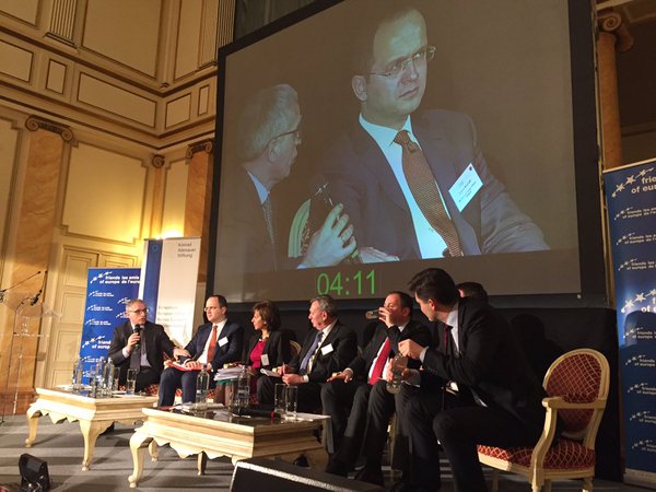 RCC Secretary General, Goran Svilanovic(first left), at the Friends of Europe's conference 'Balkan Partnership, strengthening the Region’s ties”, in Brussels on 16 February 2016. (Photo: @pvengu)