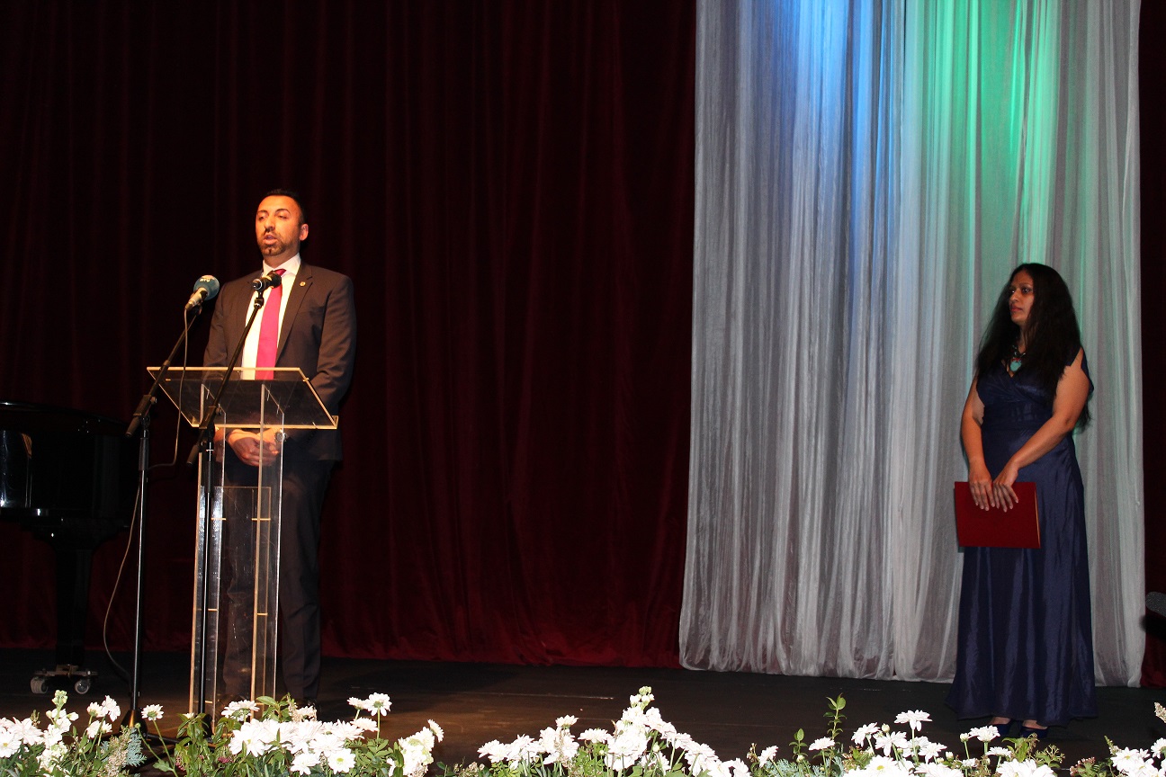 Orhan Usein, Head of Office of RCC's Roma Integration Project addressing the ceremonial academy held on 8 April 2021 at the at the National Theatre in Belgrade on the occasion of  International Roma Day (Photo: RCC/Danilo Vukmirovic)