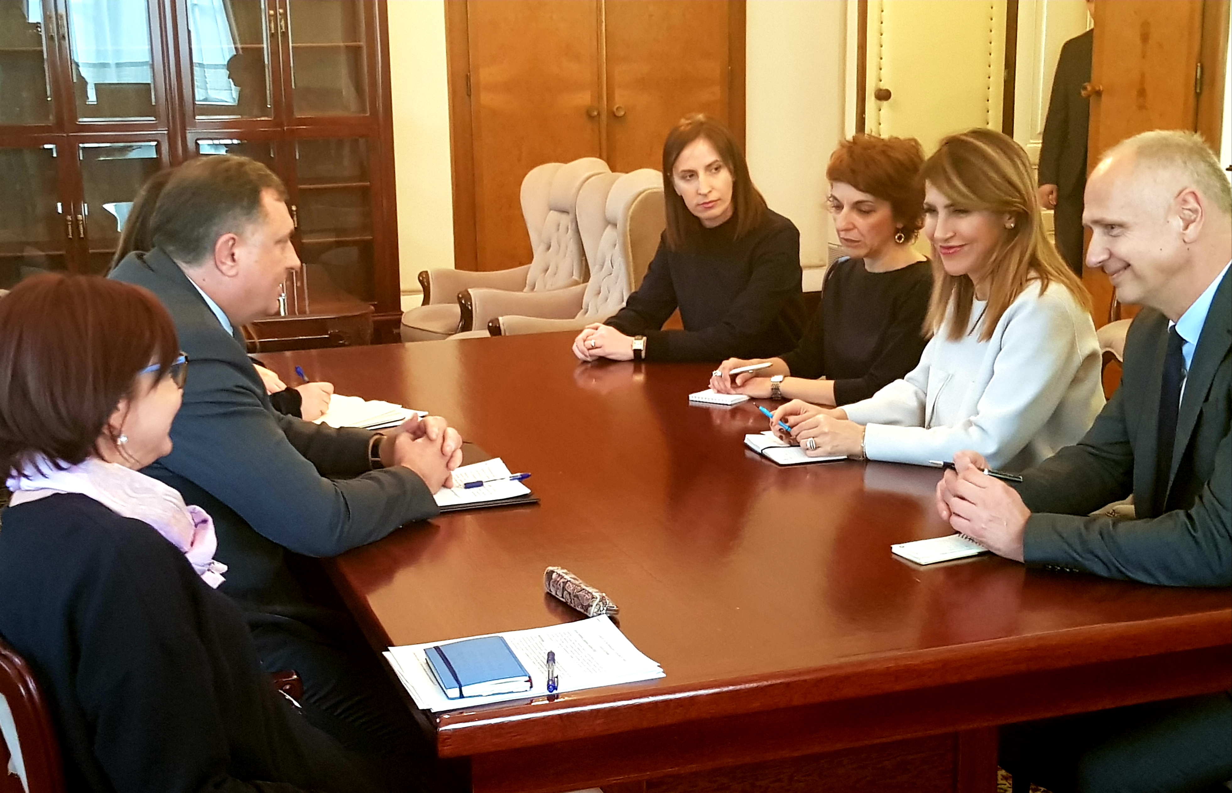 RCC Secretary General Majlinda Bregu with Chairman of the BiH Presidency, Milorad Dodik, on 14 March 2019 in Sarajevo. (Photo: RCC/Selma Ahatovic-Lihic) 