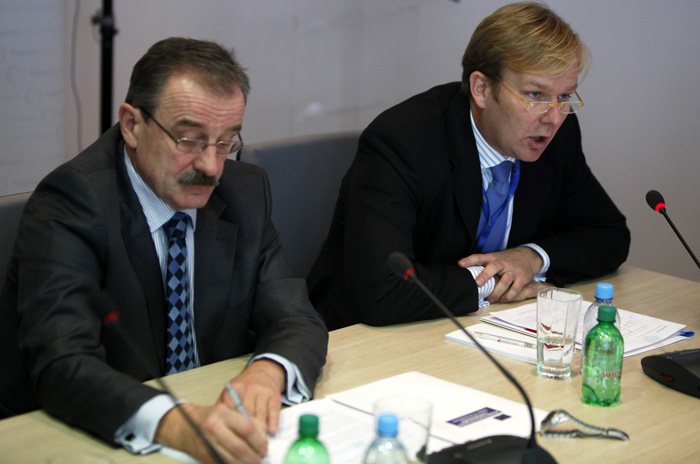 RCC Secretary General, Hido Biščević (left), and Head of EU Delegation to Bosnia and Herzegovina/EU Special Representative, Ambassador Peter Sorensen, at the opening of IPA Multi-Beneficiary Coordination Meeting, in Sarajevo, BiH, on 15 November 2011. (Photo RCC/Dado Ruvic)