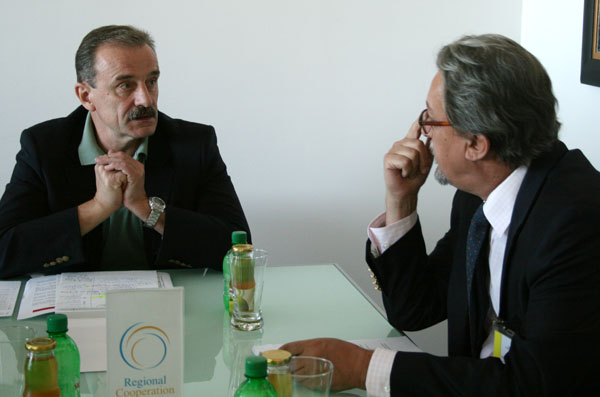 RCC Secretary General, Hido Biscevic (left), welcomes Montenegrin Deputy Minister of Foreign Affairs, Nebojsa Kaludjerovic, at the RCC premises in Sarajevo, 29 July 2010. (Photo RCC/ Selma Ahatovic-Lihic)