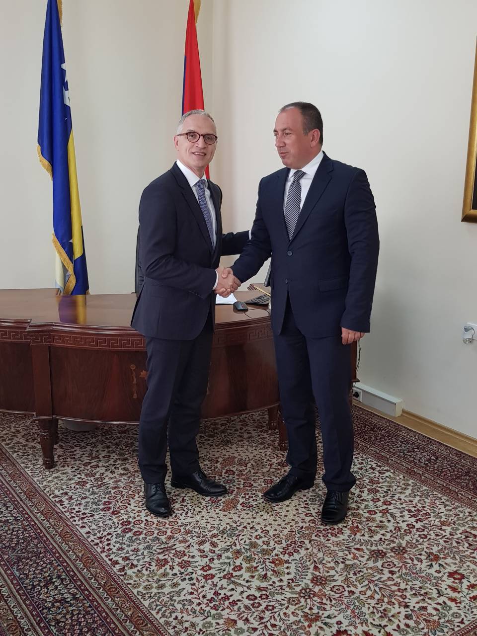 The Secretary General of the Regional Cooperation Council (RCC), Goran Svilanovic (left), met the Foreign Minister of Bosnia and Herzegovina, Igor Crnadak (right), in Banja Luka, Bosnia and Herzegovina on 12 June 2018 (Photo: RCC/Zoran Popov)