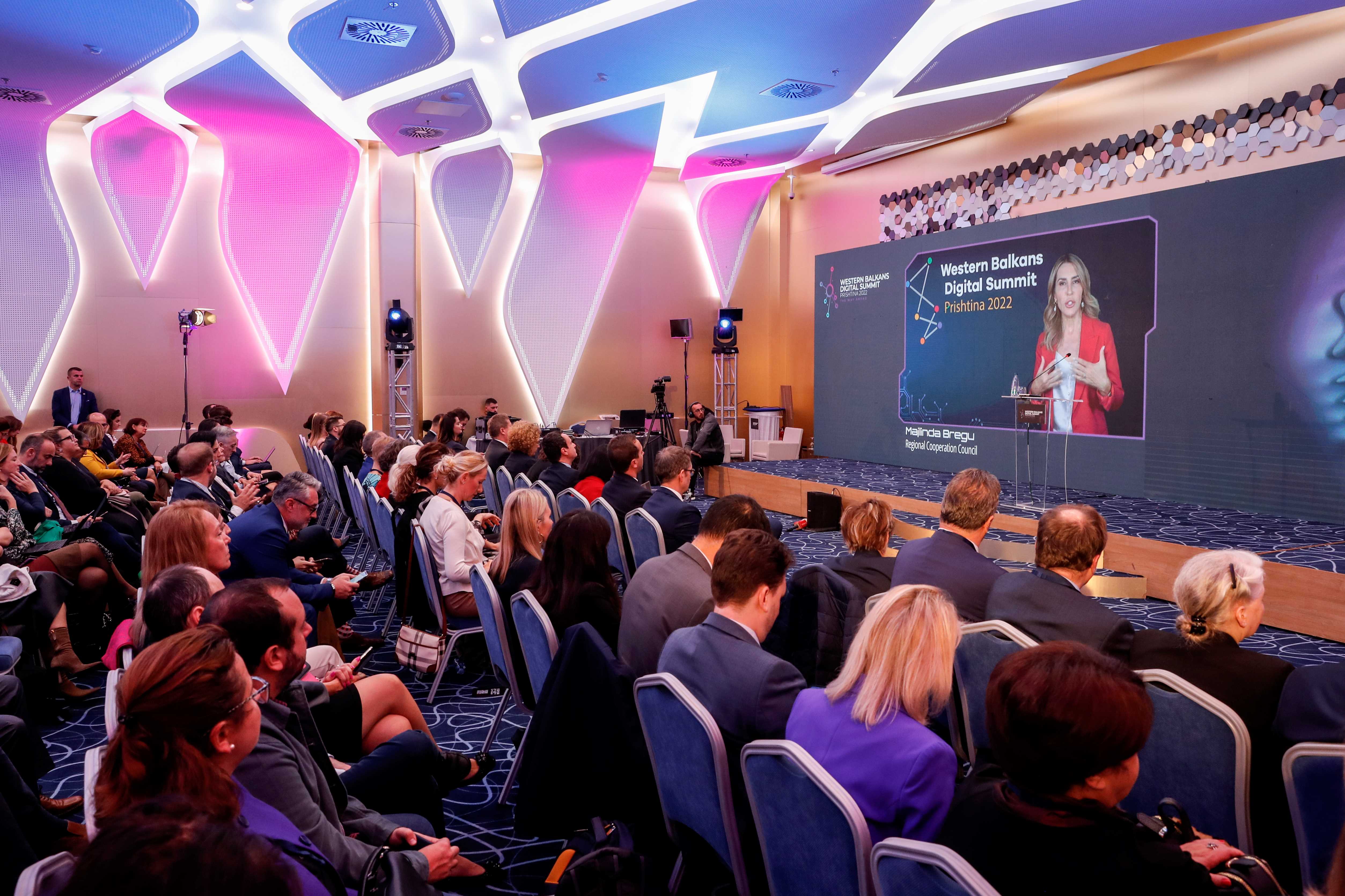 RCC Secretary General Majlinda Bregu at the opening of the 5th Western Balkans Digital Summit in Pristina on 21 September 2022 (Photo: RCC/Valdrin Xhemaj)