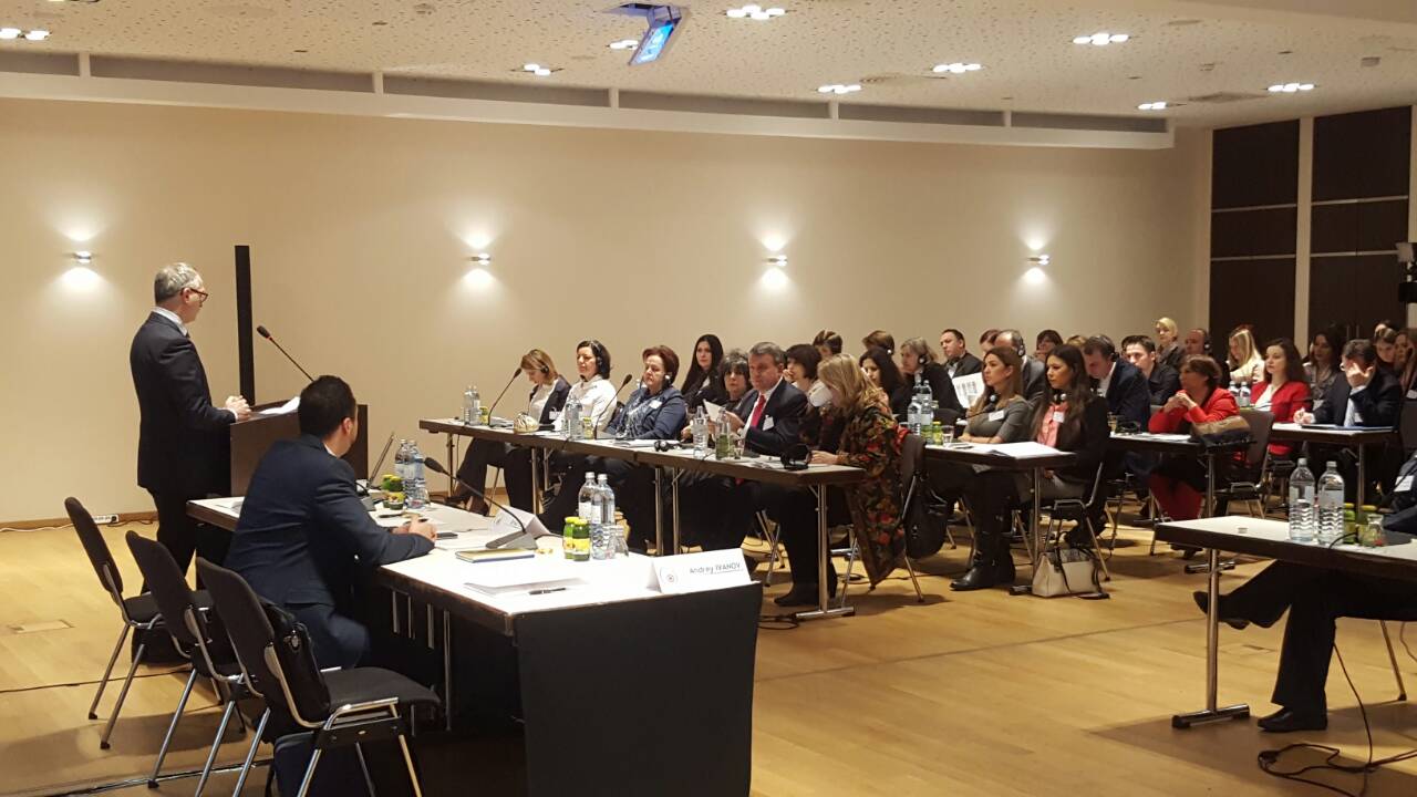 RCC Secretary General Goran Svilanovic opening regional workshop on monitoring and reporting, organised by RCC’s Roma Integration 2020 (RI2020) Action Team in Vienna, 12-13 December 2016 (Photo: RCC/Alma Arslanagic Pozder)