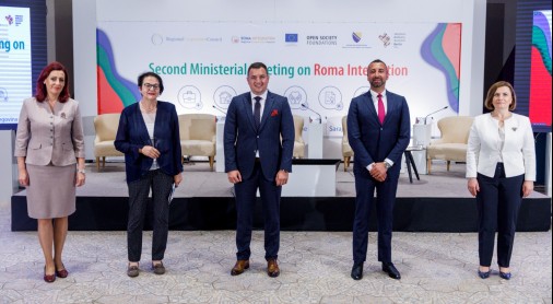Orhan Usein, Head of Office, RCC Roma Integration with the Heads of Delegation at the Second Ministerial Meeting on Roma Integration (Photo: Armin Durgut)