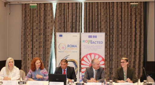 Roma Responsive Budgeting discussion at the local level - Montenegro (Photo: Roma EU-CoE Joint Actions)