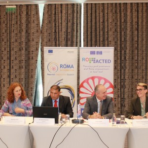 Roma Responsive Budgeting discussion at the local level - Montenegro (Photo: Roma EU-CoE Joint Actions)