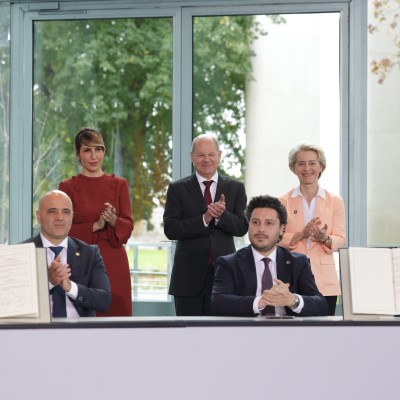 RCC SG Majlinda Bregu, German Chancellor Olaf Scholz, President of the European Commision Ursula von der Leyen, and Western Balkans Prime Ministers, Dimitar Kovacevski, Dritan Abazovic and Albin Kurti  (Photo: BundesregierungJoerg Carstensen)