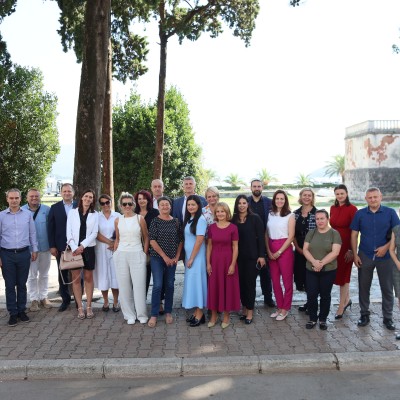 Regional Workshop on Western Balkans Labour Market Policy and Roadmaps - Alignment with EU - Family photo (Photo: RCC/Henri Koçi) 