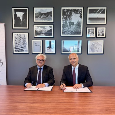 RCC Secretary General Amer Kapetanovic and Ambassador of Germany to Bosnia and Herzegovina Alfred Grannas sign a German grant supporting the implementation of the RCC Communication Strategy in Sarajevo on 23 July 2026 (Photo: RCC)