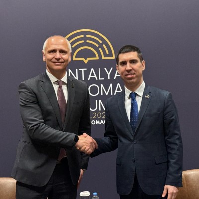 Secretary General Amer Kapetanović met with Mihai Popșoi, Deputy Prime Minister and Minister of Foreign Affairs of Moldova on the sidelines of Antalya Diplomacy Forum on 12 April 2025 (Photo: RCC/Edin Sabljica)