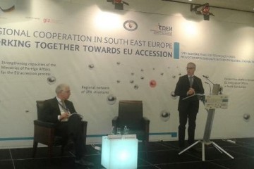 RCC Secretary General, Goran Svilanovic (right), speaking in Sarajevo at the conference on Regional Cooperation in South East Europe - 