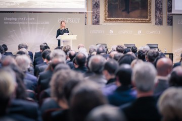 RCC Secretary General Majlinda Bregu speaking at the 16th Vienna Congress, titled “Shaping the Future“ in Vienna on 29 January 2019 (Photo: RCC/Elmas Libohova)
