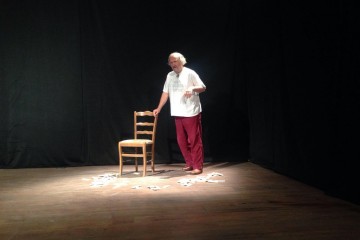 Supported by RCC, Qendra Multimedia arts and cultural centre in Pristina hosted theater-literary performance by BiH actor, writer and director, Zijah Sokolovic, on 1 December 2015. (Photo: RCC/Nenad Sebek). 