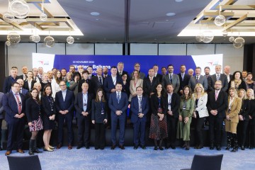 Western Balkans Investment Conference participants family photo (Photo: Matej Colakovic, RCC)