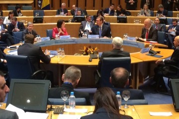 Western Balkans Six Prime Ministers Summit with the European Commission and the European External Action Service in Sarajevo, 16 March, 2017 (Photo: @JHahnEU) 