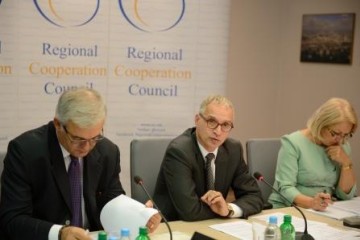 Secretary General Goran Svilanovic presents organisation’s activities in the period April – September at the third RCC Board Meeting in 2014 (Photo: RCC)