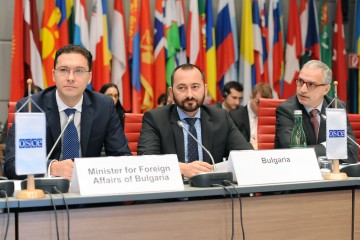 RCC Secretary General Goran Svilanovic (first on the right) and SEECP Chair in Office, represented by the Bulgarian Foreign Minister, Daniel Mitov at the meeting of the OSCE Permanent Council in Vienna (Photo: OSCE/Micky Kröll)