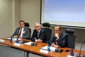 RCC Secretary General, Goran Svilanović (centre), Director of the NSA of Montenegro, Savo Vučinić (right), and Senior RCC Advisor on Security Policy Issues, Marinko Raos, at the 6th SEENSA Forum, in Podgorica on 29 September 2016. (Photo: RCC/Natasa Mitrovic)