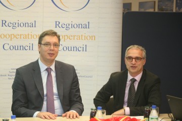 RCC Secretary General Goran Svilanovic (right) welcomes Serbian Prime Minister Aleksandar Vucic at the RCC Secretariat in Sarajevo on 13 May 2014. (Photo RCC/Zoran Kanlic)