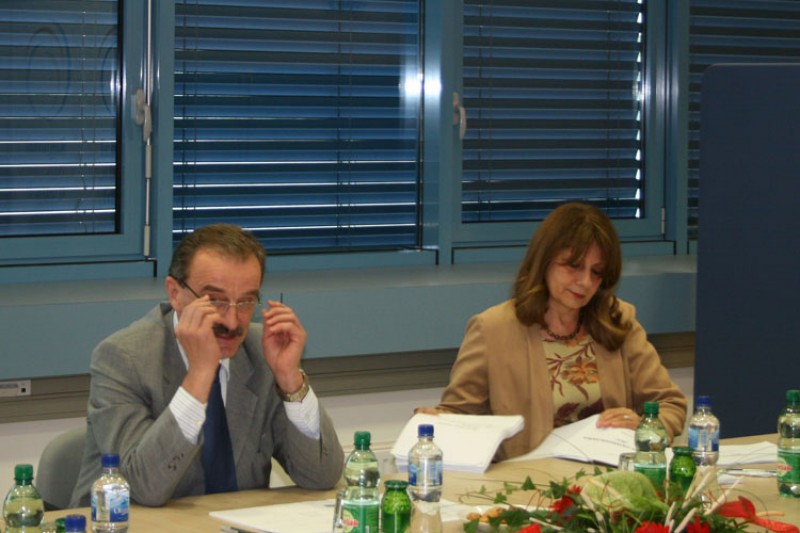 RCC Secretary General Hido Biščević (left) and Deputy RCC Secretary General Jelica Minić, at the meeting with World Bank Vice President Shiego Katsu, Sarajevo, 16 July 2008. (Photo RCC/Selma Ahatović-Lihić)
