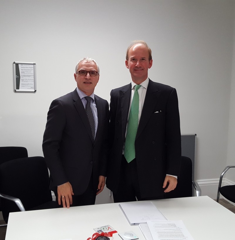 Goran Svilanovic, Secretary General of the RCC (left) with Andrew Page, Western Balkans Summit 2018 Coordinator at UK Foreign and Commonwealth Office , in a meeting in London, 30 October 2017 (Photo: RCC/Vesselin Valkanov)