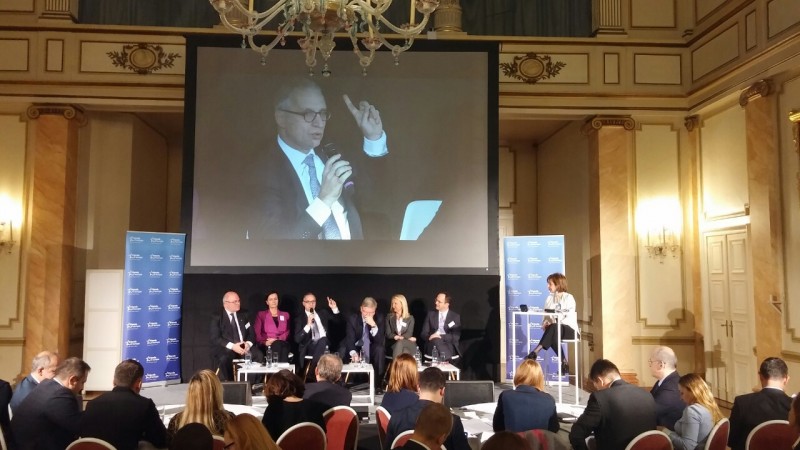 RCC Secretary General, Goran Svilanovic, speaking at the panel ‘EU membership: the long road from vision to reality’ of the Balkans Summit, Brussels, 7 December 2016. (Photo: RCC/Ratka Babic)
