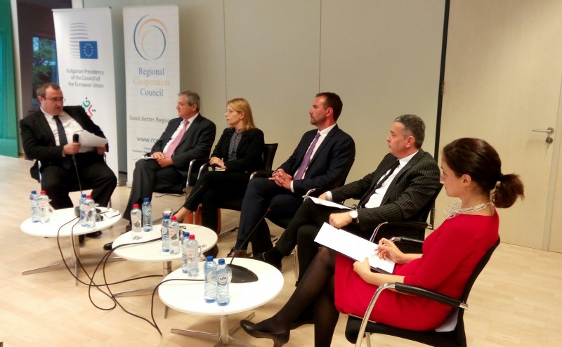 Panel ‘Strengthening the European perspective through regional cooperation’ at ‘The Western Balkans’ European Perspective through Growth, Good Governance and Enhanced Cooperation’ Conference with RCC Deputy Secretary General Gazmend Turdiu (second on the left) in Brussels, 25 April 2018 (Photo: RCC/Bojana Zoric)