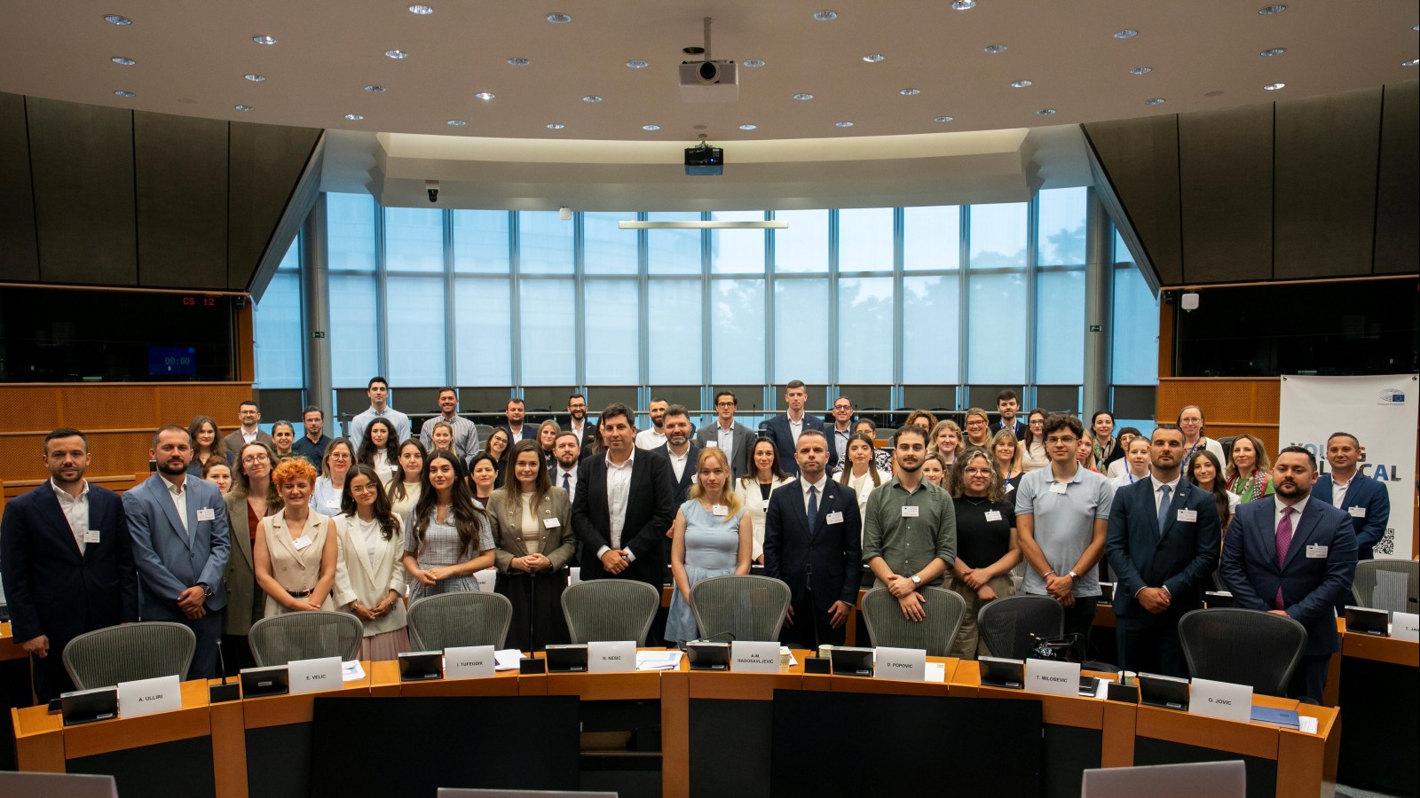 5th Bridging the Gap brings WB6 youth and parliamentarians together in Brussels 