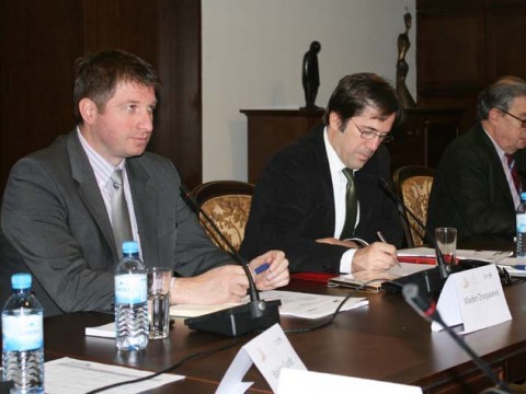 Mladen Dragašević (first left), Head of the RCC Secretariat’s Building Human Capital Unit, Wenceslas de Lobkowicz (first right), Advisor for Cultural Heritage in the European Commission’s Directorate General for Enlargement, and Borče Nikolovski, Chair of the RCC Task Force on Culture and Society (TFCS), at the opening of the fourth meeting of the RCC’s TFCS, in Skopje, on 12 November 2012. (Photo: RCC/Selma Ahatovic-Lihic) Mladen Dragašević (first left), Head of the RCC Secretariat’s Building Human Capital Unit, Wenceslas de Lobkowicz (first right), Advisor for Cultural Heritage in the European Commission’s Directorate General for Enlargement, and Borče Nikolovski, Chair of the RCC Task Force on Culture and Society (TFCS), at the opening of the fourth meeting of the RCC’s TFCS, in Skopje, on 12 November 2012. (Photo: RCC/Selma Ahatovic-Lihic)