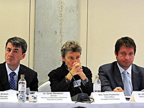 Žarko Obradović, Minister of Education and Science of Serbia (left), Mladen Dragašević, Head of RCC Building Human Capital and Parliamentary Cooperation Unit (right), and Tania Friederichs, of the EC’s Directorate General for Research and Innovation, at the conference launching Western Balkans’ research and development strategy, in Belgrade, Serbia, on 24 November 2011. (Photo: Courtesy of Serbian Ministry of Education and Science) Žarko Obradović, Minister of Education and Science of Serbia (left), Mladen Dragašević, Head of RCC Building Human Capital and Parliamentary Cooperation Unit (right), and Tania Friederichs, of the EC’s Directorate General for Research and Innovation, at the conference launching Western Balkans’ research and development strategy, in Belgrade, Serbia, on 24 November 2011. (Photo: Courtesy of Serbian Ministry of Education and Science)