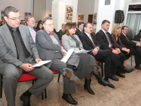 Regional Cooperation Council marking its first anniversary at the National Museum of BiH, Sarajevo, BiH, 27 February 2009. (Photo RCC/Samir Pinjgaic) Regional Cooperation Council marking its first anniversary at the National Museum of BiH, Sarajevo, BiH, 27 February 2009. (Photo RCC/Samir Pinjgaic)
