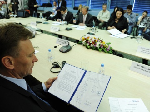 Directors of eight SEE stock exchanges signed a Platform for Joint Action under RCC Secretariat auspices, in Sarajevo on 27 March 2012. (Photo RCC/Midhat Poturovic) Directors of eight SEE stock exchanges signed a Platform for Joint Action under RCC Secretariat auspices, in Sarajevo on 27 March 2012. (Photo RCC/Midhat Poturovic)