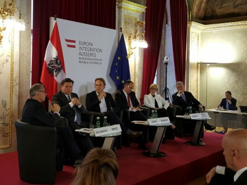 RCC Secretary General Goran Svilanovic at the Conference “Energizing the Enlargement Process by Solving Bilateral Disputes” in Vienna, 25-26 April 2016 (Photo: RCC/Nenad Sebek)