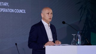 RCC Secretary General Amer Kapetanovic was a key-note speaker at the KFF2026 business forum held in Pristina on 28 April 2026 (Photo: RCC/Valdrin Xhemaj)  
