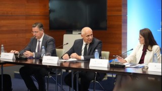 RCC Secretary General at the round table with MFA of Romania (on the right) and RCC Head of Political Department (on the left) on 28 July 2026 (Photo: RCC/Stefan Banu)