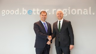 Secretary General of the Regional Cooperation Council (RCC), Amer Kapetanovic with the Deputy Minister of Foreign Affairs of Greece, Theoharis Theoharis at the RCC headquarters in Sarajevo on 3 February 2026 (Photo: RCC/Armin Durgut)