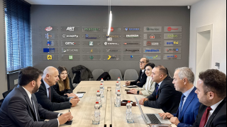 RCC Secretary General Amer Kapetanovic met with President of Western Balkans Six Chamber Investment Forum, Lulzim Rafuna in Pristina on 13 March 2025 (Photo: RCC/Valdrim Xhemaj)