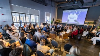 RCC’s EU-funded Western Balkans Youth Lab 2 (WBYL2) held its fifth Fireside Talk with high-level officials at the Adria Future Summit 2026 in Tivat (Photo: RCC/Danilo Papic)
