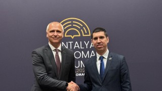 Secretary General Amer Kapetanović met with Mihai Popșoi, Deputy Prime Minister and Minister of Foreign Affairs of Moldova on the sidelines of Antalya Diplomacy Forum on 12 April 2025 (Photo: RCC/Edin Sabljica)